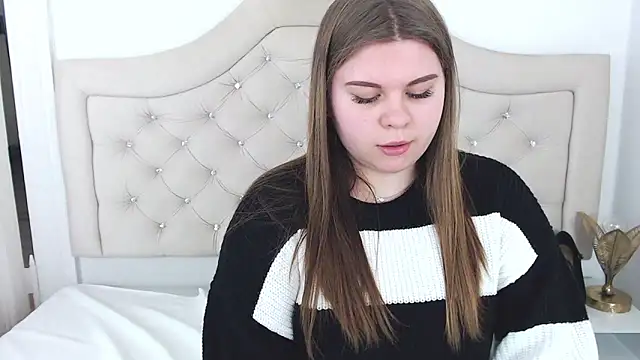 Snapshot of AbbyPleasure chatting on 02/05/25, 12:49 AbbyPleasure online show from 02/05/25, 12:49