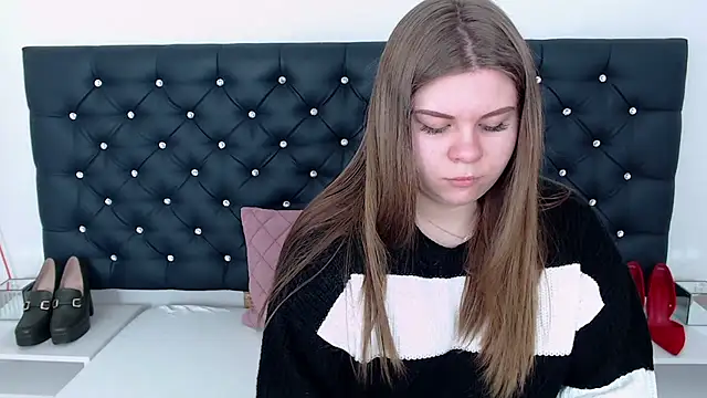 Snapshot of AbbyPleasure chatting on 02/13/25, 09:41 AbbyPleasure online show from 02/13/25, 09:41