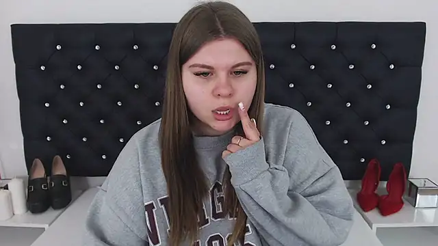 Snapshot of AbbyPleasure chatting on 02/26/25, 12:58 AbbyPleasure online show from 02/26/25, 12:58