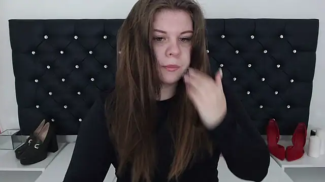 Snapshot of AbbyPleasure chatting on 03/04/25, 09:18 AbbyPleasure online show from 03/04/25, 09:18