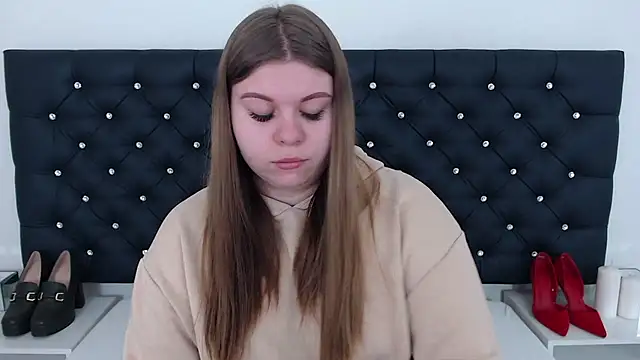 Snapshot of AbbyPleasure chatting on 03/19/25, 10:00 AbbyPleasure online show from 03/19/25, 10:00