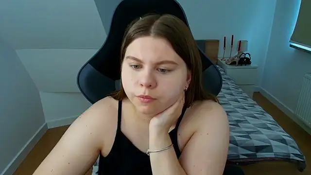 Snapshot of AbbyPleasure chatting on 06/03/26, 09:23 AbbyPleasure online show from 06/03/26, 09:23