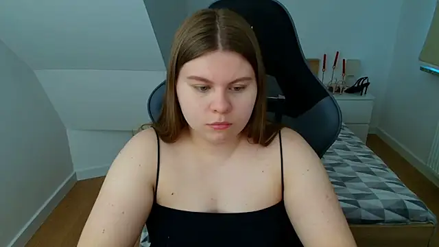 Snapshot of AbbyPleasure chatting on 06/11/26, 04:38 AbbyPleasure online show from 06/11/26, 04:38