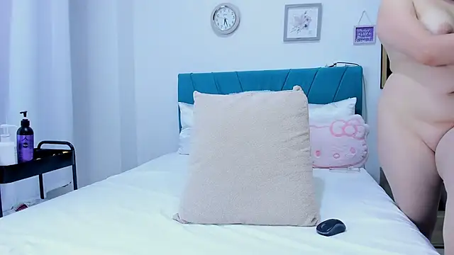 kamila lopez online show from 04/21/26, 08:55