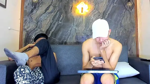 Snapshot of liam_genner_ chatting on 02/02/25, 01:45 liam genner online show from 02/02/25, 01:45