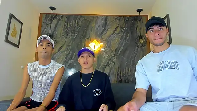 Snapshot of liam_genner_ chatting on 02/19/25, 07:38 liam genner online show from 02/19/25, 07:38