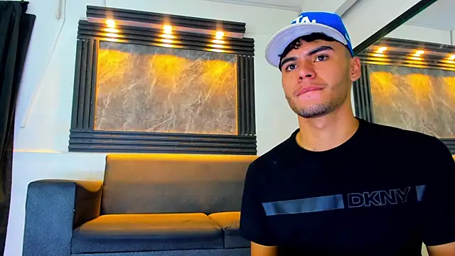 Snapshot of liam_genner_ chatting on 09/12/25, 07:47 liam genner online show from 09/12/25, 07:47