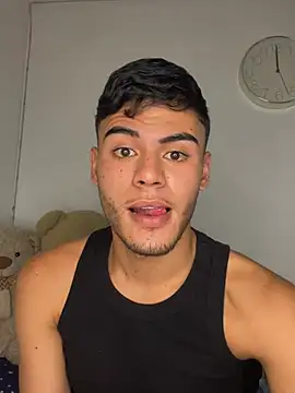 liam genner  online show from 02/02/26, 08:18