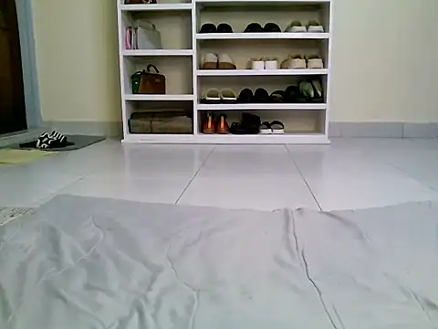 sweet-greedy online show from 11/04/25, 03:11