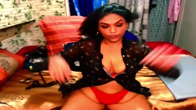 Snapshot of Indian_Blaze00 chatting on 03/02/25, 08:07 Indian Blaze00 online show from 03/02/25, 08:07