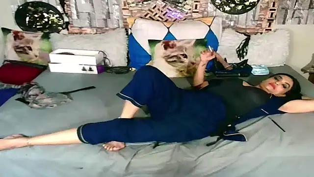 Indian Blaze00 online show from 10/29/25, 10:11