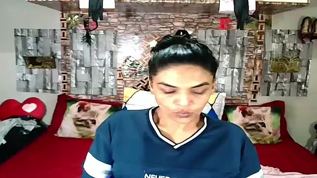 Indian Blaze00 online show from 11/09/25, 07:34