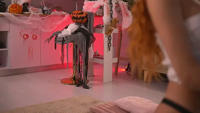 ButterflyLeah online show from 11/04/25, 02:43