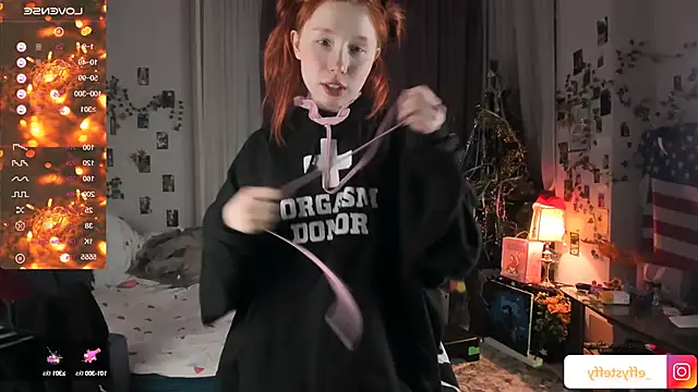 CallMeEffy1 online show from 01/05/25, 04:38