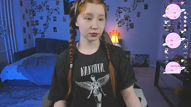 CallMeEffy1 online show from 10/26/25, 10:04