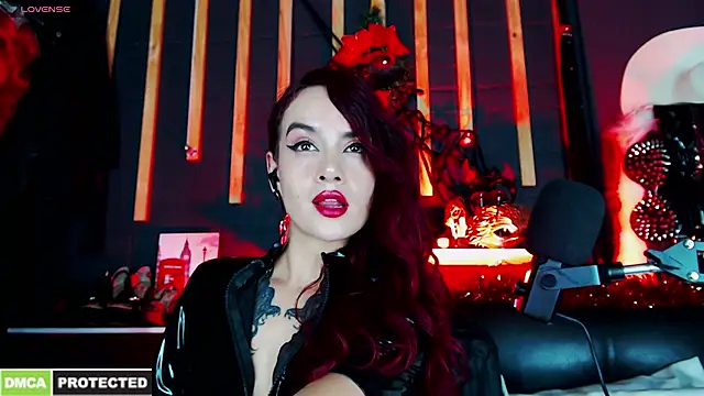 Liilith goddess  online show from 12/15/25, 04:17