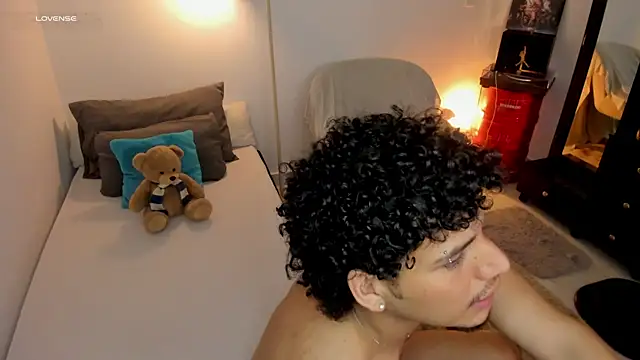 Curlblue online show from 09/13/25, 02:44