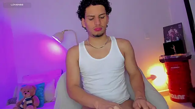 Curlblue online show from 09/29/25, 04:06