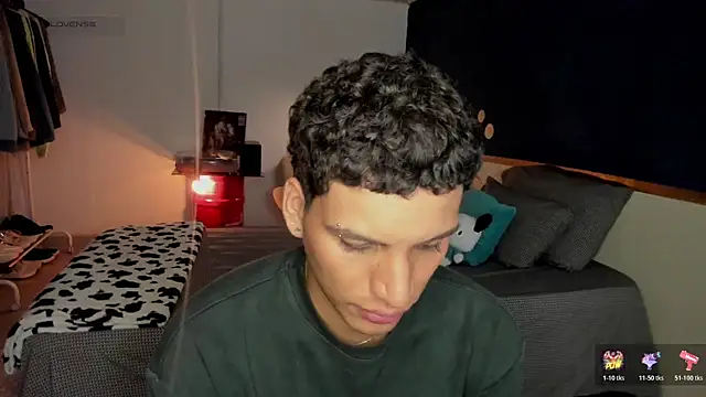 Curlblue online show from 04/21/26, 02:37