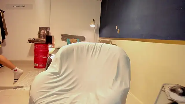 Curlblue online show from 04/24/26, 12:35