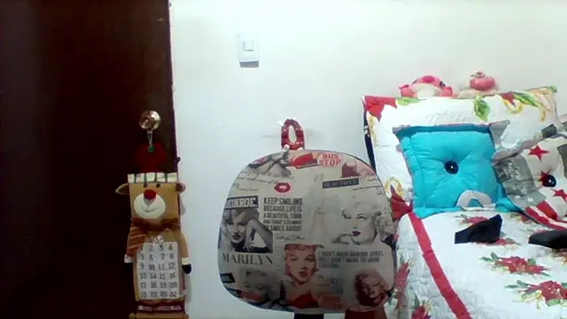 Snapshot of Alisson_brand chatting on 12/13/24, 03:54 Alisson brand online show from 12/13/24, 03:54