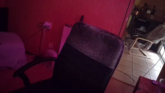 Lia Y PatrickX online show from 02/15/25, 08:33