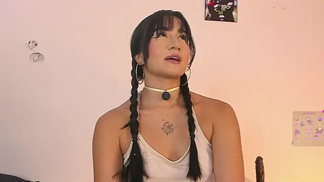 Maggie 1 online show from 11/18/25, 11:15