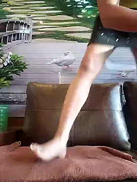 Snapshot of zizi_public chatting on 01/16/25, 08:33 zizi public online show from 01/16/25, 08:33