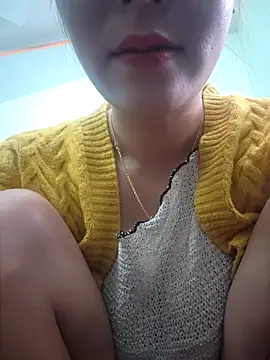 Snapshot of zizi_public chatting on 03/08/25, 02:45 zizi public online show from 03/08/25, 02:45