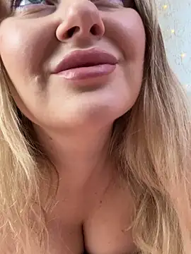 LadyLolyPop  online show from 03/01/25, 03:43