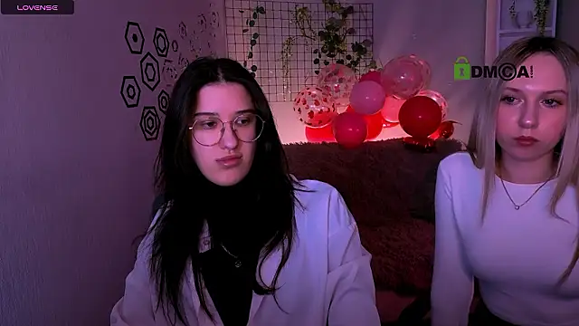 Snapshot of scarlet_mooore chatting on 02/20/26, 11:05 scarlet mooore online show from 02/20/26, 11:05