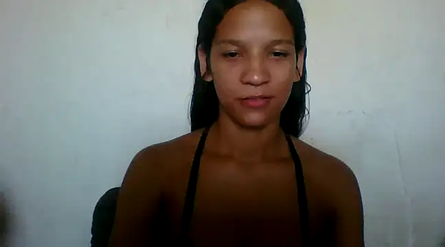 Snapshot of By_Aninha chatting on 03/22/25, 07:31 By Aninha online show from 03/22/25, 07:31