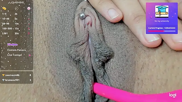 Snapshot of charlotte01__ chatting on 03/14/25, 01:24 charlotte01   online show from 03/14/25, 01:24