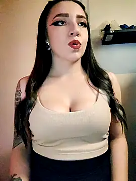 Paudelatorre online show from 10/20/25, 01:28