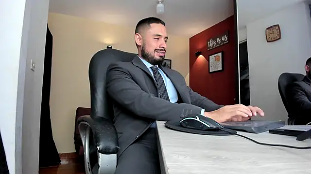 Snapshot of thesexlawyer1 chatting on 05/16/26, 03:58 thesexlawyer1 online show from 05/16/26, 03:58