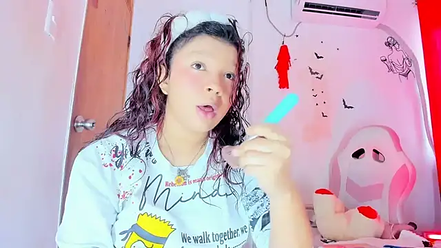 Emily Coper18 online show from 02/03/26, 01:27