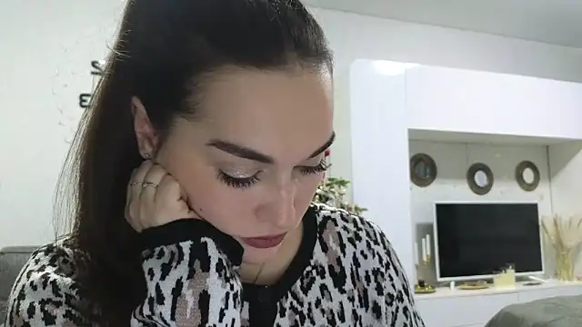 Snapshot of me_lissa_sun13 chatting on 12/29/24, 12:55 me lissa sun13 online show from 12/29/24, 12:55