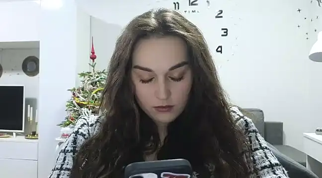 Snapshot of me_lissa_sun13 chatting on 12/31/24, 05:44 me lissa sun13 online show from 12/31/24, 05:44