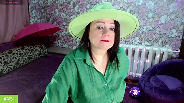 Julia-ru online show from 12/04/25, 09:45