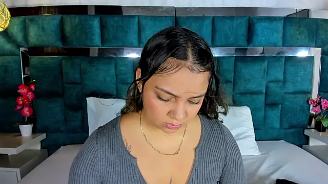 Abril Gomez06 online show from 03/18/26, 06:44