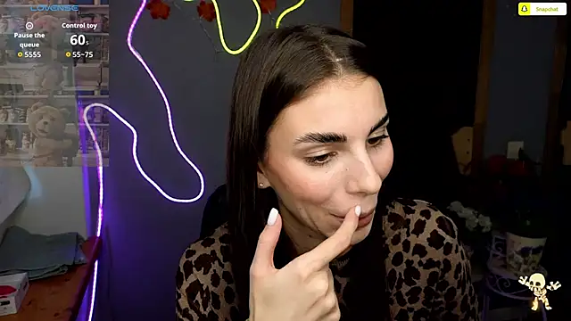 EmmyGreans online show from 11/25/25, 12:38