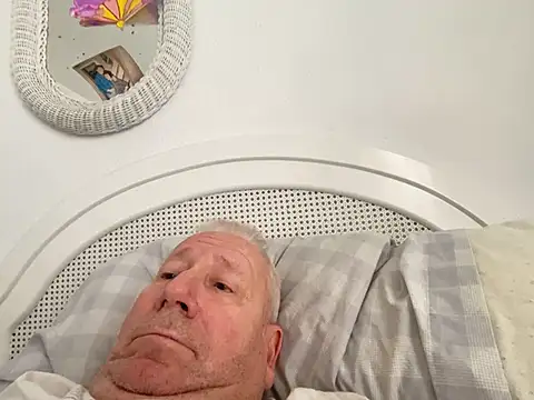 Bossinmidd12 online show from 02/01/25, 10:15