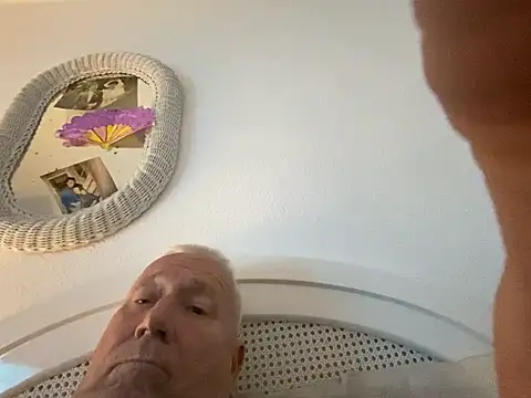 Bossinmidd12 online show from 02/23/25, 10:42