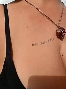 Escarlate4you  online show from 12/03/24, 10:50