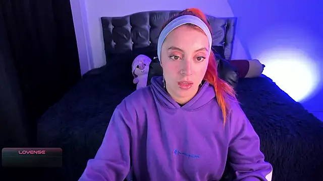 Violetaarey online show from 02/21/26, 03:18