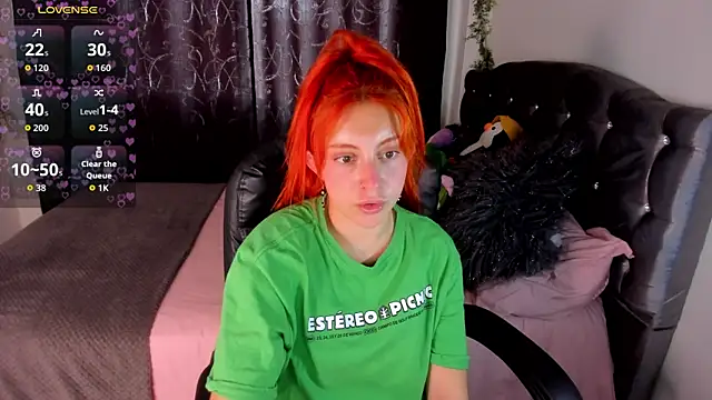 Violetaarey online show from 04/15/26, 05:31