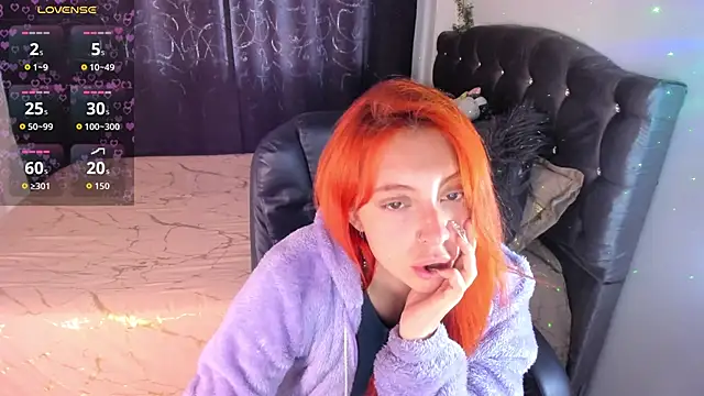 Violetaarey online show from 04/20/26, 09:49