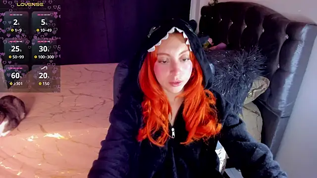 Violetaarey online show from 04/22/26, 02:14