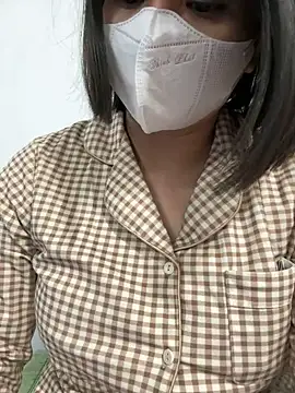 Snapshot of May-Squirt chatting on 02/10/25, 12:18 May-Squirt online show from 02/10/25, 12:18