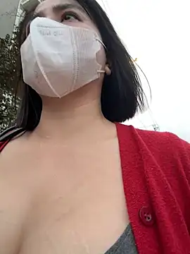 Snapshot of May-Squirt chatting on 02/12/25, 10:35 May-Squirt online show from 02/12/25, 10:35